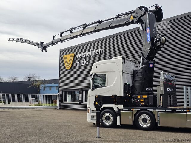 Vrachtwagen met kraan Scania R590 V8 / 8x2 / HMF 9520 + JIB + LIER / TREKKER...