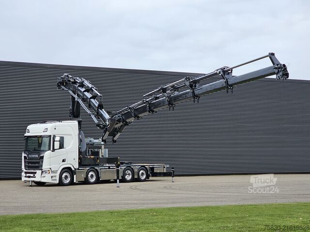 Standard-SZM Scania R590 V8 / 8x2 / HMF 9520 + JIB + LIER / TREKKER...