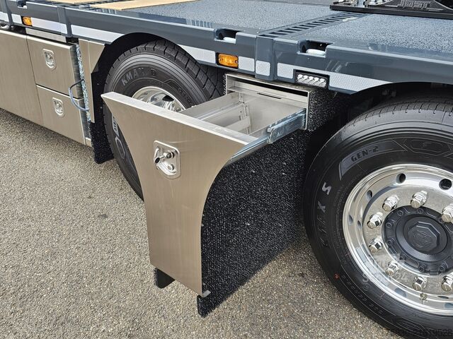 Standard-SZM Scania R590 V8 / 8x2 / HMF 9520 + JIB + LIER / TREKKER...