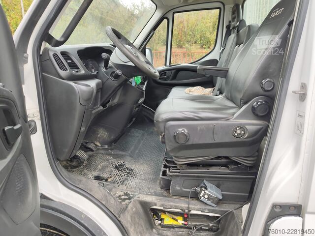 Autoutilitară basculantă Iveco Daily 35-140