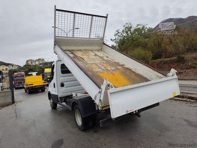 Autoutilitară basculantă Iveco Daily 35-140