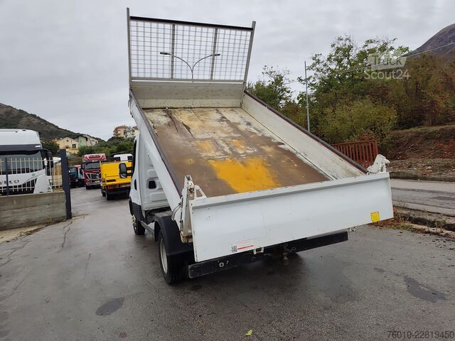 Autoutilitară basculantă Iveco Daily 35-140