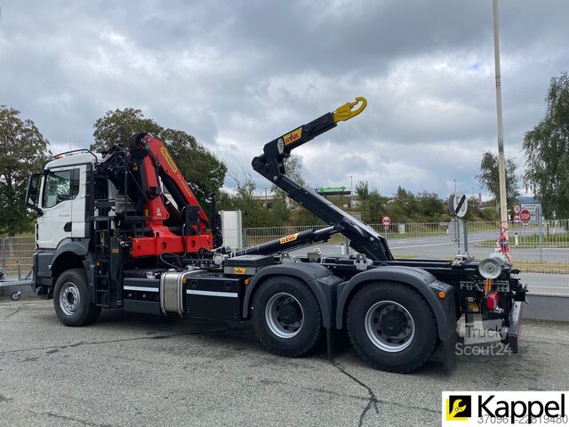 камион с кука за контейнери MAN TGS 33.520 6X4 BL / PALFINGER PK18002EHC