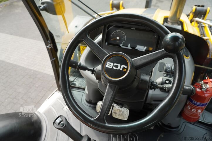 Kaivurikuormaaja JCB 4CX PRO / joysticks / 2022 / 3 units