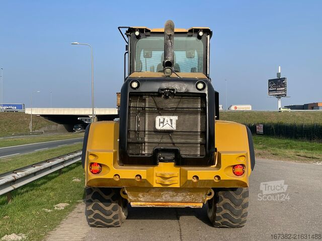 Lader Caterpillar 930M