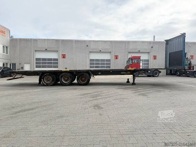Platform trailer Krone Flatbed / Flachbettauflieger / Ladtrailer