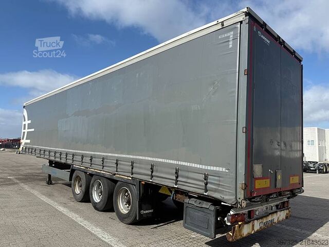 Sliding tarpaulins Krone Curtainsider / Planenauflieger / Gardin