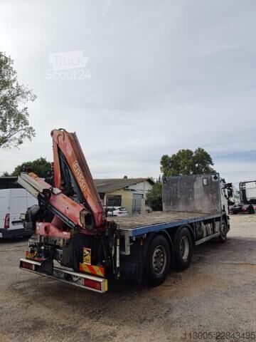 Camión de plataforma Scania P 380