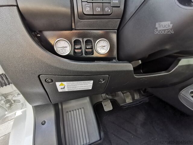 Semi-geïntegreerde camper Citroen Sunlight T67