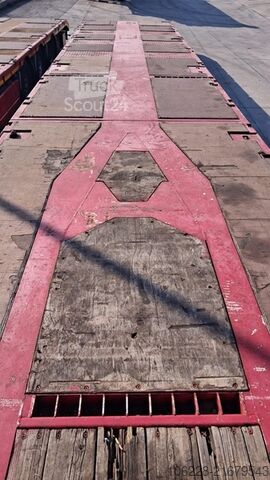 Polpriklopnik s ploščadjo Schwarzmuller J Serie