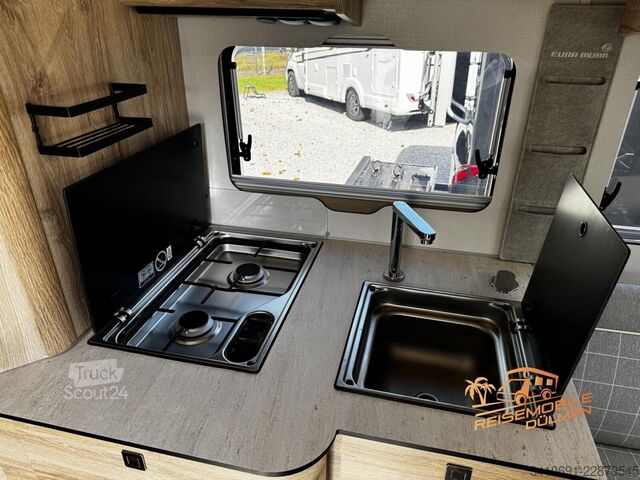 Halvintegrert bobil Eura Mobil Profila T 726 EF Comfort 3xMondial Backofen RFK