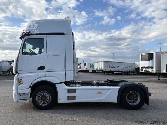 Cap tractor standard MERCEDES-BENZ ACTROS 1851 GIGA SPACE, STREAM MIRROW CAM, HYDRAULIK