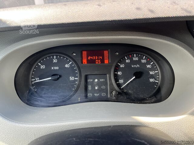 Yüksek tavanlı istasyon vagonu Nissan Interstar 2.5dCi Imperiaal Trekhaak 2000kg trek...