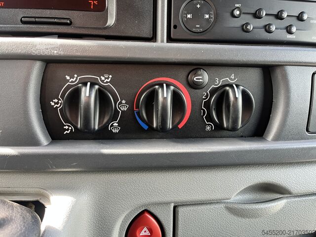 Yüksek tavanlı istasyon vagonu Nissan Interstar 2.5dCi Imperiaal Trekhaak 2000kg trek...