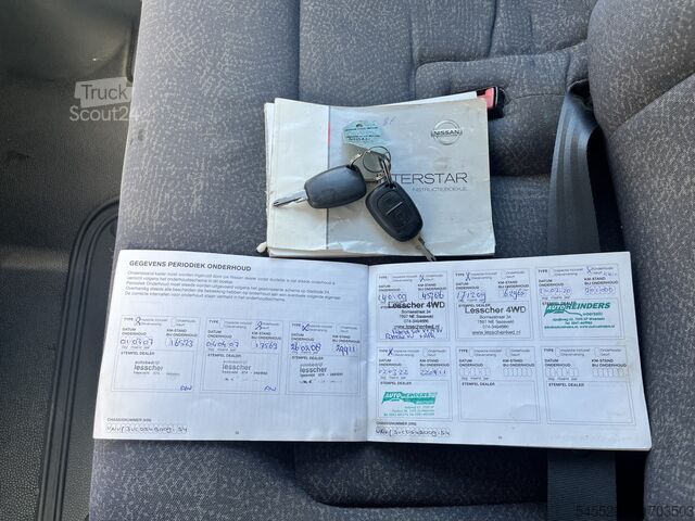 Yüksek tavanlı istasyon vagonu Nissan Interstar 2.5dCi Imperiaal Trekhaak 2000kg trek...