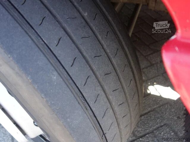  MAN TGX TGX 18-440PK LOW DECK TREKKER