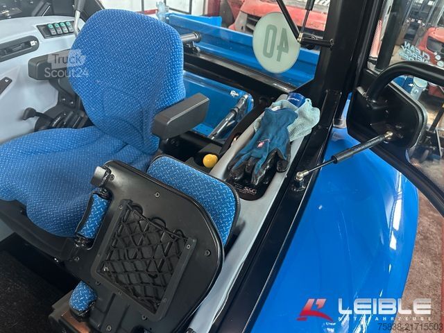 Traktor NEW HOLLAND T4 S 55 *neuwertig*