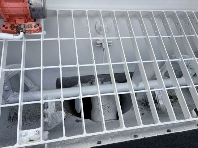 Kamion sa pumpom za beton MAN TGS 41.470 8x4 EURO6 PUMI CIFA MAGNUM MK28L