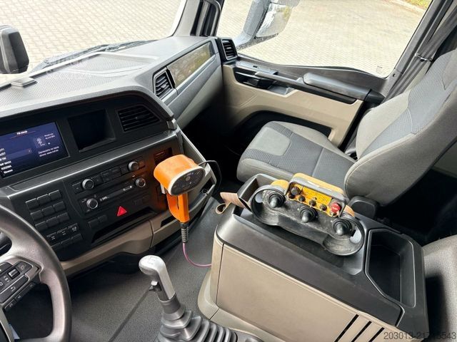 Kamion sa pumpom za beton MAN TGS 41.470 8x4 EURO6 PUMI CIFA MAGNUM MK28L