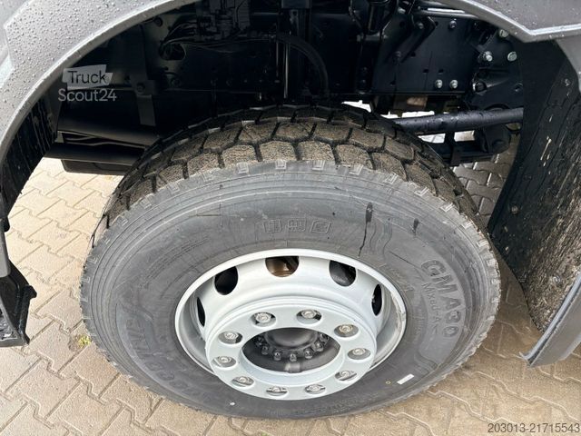 Kamion sa pumpom za beton MAN TGS 41.470 8x4 EURO6 PUMI CIFA MAGNUM MK28L