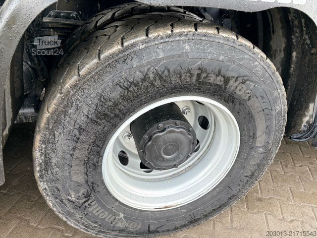 Kamion sa pumpom za beton MAN TGS 41.470 8x4 EURO6 PUMI CIFA MAGNUM MK28L