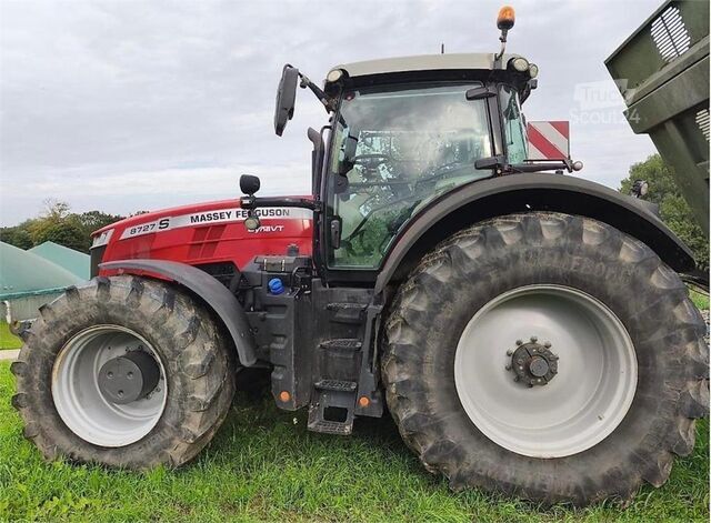 Traktor Massey Ferguson 8727S Dyna VT