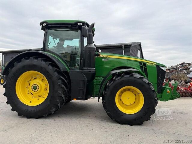 Traktor John Deere 8345 R e23