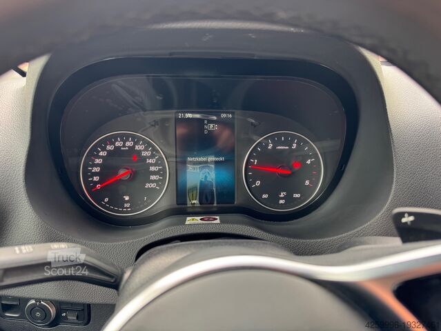 Delintegrerad husbil Euramobil Profila T696EB-Hubbett-Klima-TV etc.