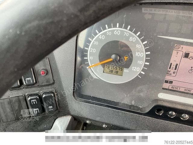 Articulated bus MERCEDES-BENZ Conecto G/Klima/Euro6/O 530 G/Citaro/A23/A40