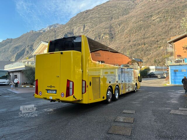 Autobus granturismo VAN HOOL ALTANO