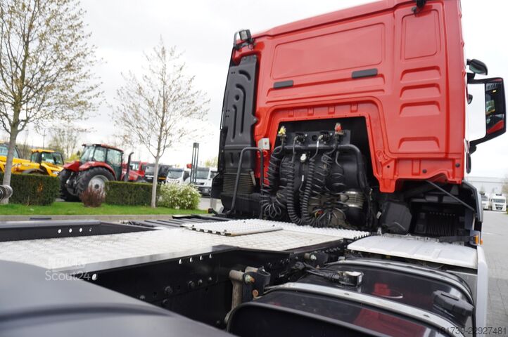 Tractor estándar MAN TGS 26.430 tractor unit/ 6x4/ PTO / 2022