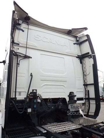 Standard tractor unit SCANIA R 450 A Highline/Ret./Hydr./Safety/Leder/Spoiler
