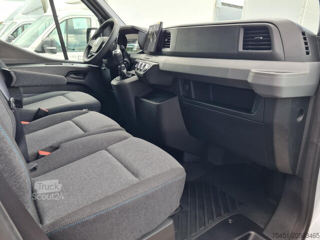 Transporter mit Pritsche & Plane Renault Master 35 Pritsche Schiebe Plane KLIMA TEMPOMAT