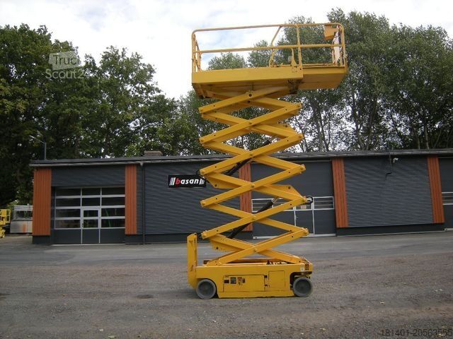 Delovna platforma GENIE GS 4047 Scherenarbeitsbühne Genie 14 m