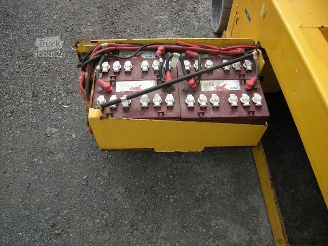 Delovna platforma GENIE GS 4047 Scherenarbeitsbühne Genie 14 m