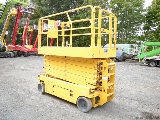 Pracovná plošina GENIE GS 4047 Scherenarbeitsbühne Genie 14 m