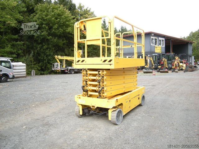 Pracovná plošina GENIE GS 4047 Scherenarbeitsbühne Genie 14 m