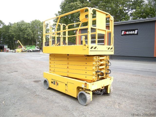 Pracovná plošina GENIE GS 4047 Scherenarbeitsbühne Genie 14 m