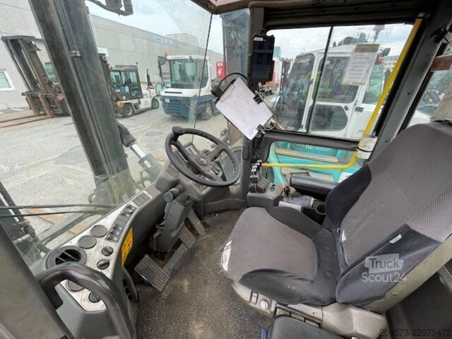 Diesel vorkheftruck Kalmar DCE120-6