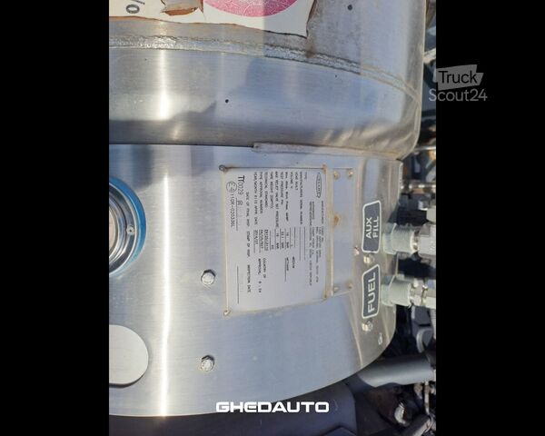 Standardní tahač IVECO TRATTORE STRADALE IVECO STRALIS 460 LNG METANO