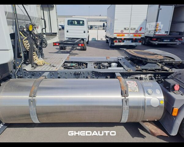 Standardní tahač IVECO TRATTORE STRADALE IVECO STRALIS 460 LNG METANO