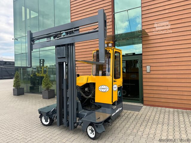 Chariot élévateur multidirectionnel Combilift C2500 / Compact / Wide positioner