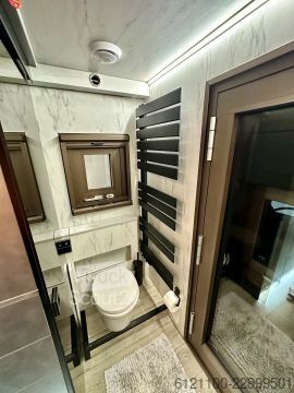 Matkailuauto ELI-Truck FMX 500 Bespoke Expedition Residence
