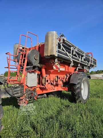 Distribuidor de fertilizantes Rauch AGT 6036