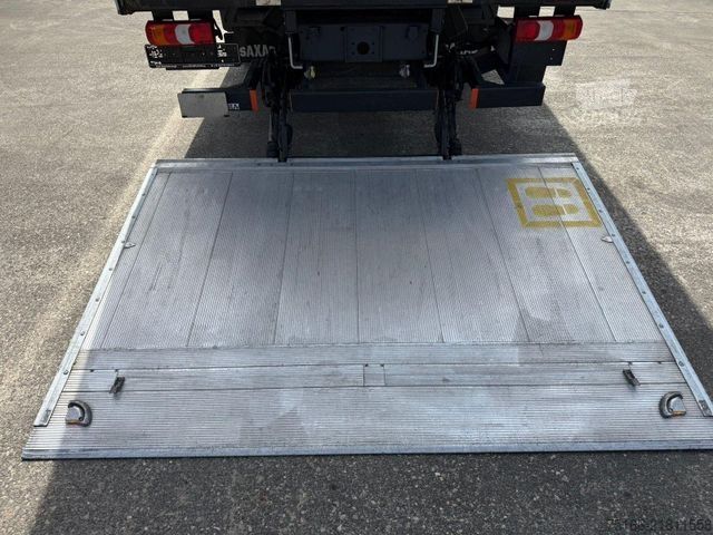 Furgão fechado MERCEDES-BENZ ATEGO 821 L Koffer 6,10 m LBW 1 T*KLIMA