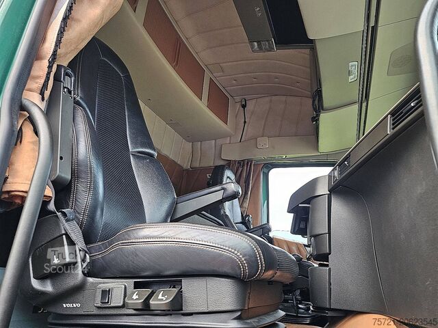 Estándar-SZM VOLVO FH 16.660 8X4 175 TON