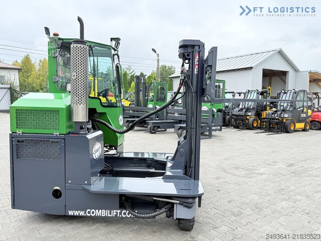 чотири-напрямний навантажувач Combilift C3000 DIESEL TRIPLEX 4900 POSITIONER