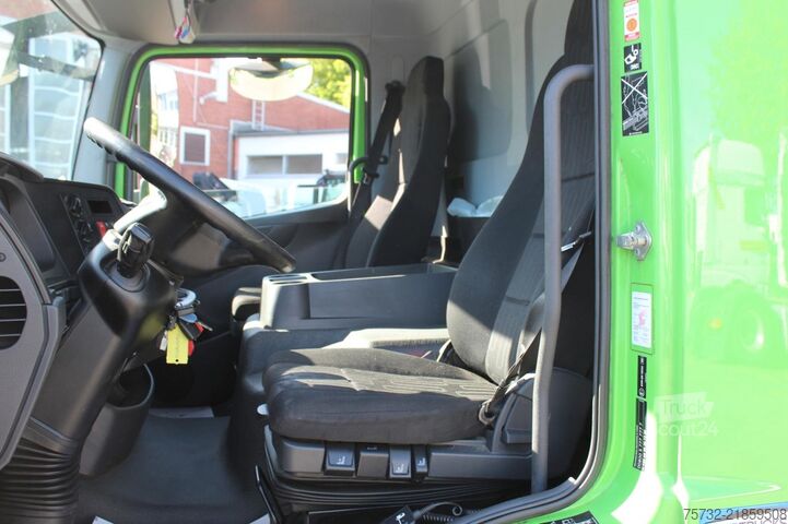 Gardinsidet varebil Mercedes-Benz Atego  818 E6 Schiebeplane 6,12m LBW ACC Klima