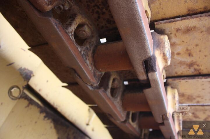 طبقة الأنابيب Caterpillar D6E Pipe carrier