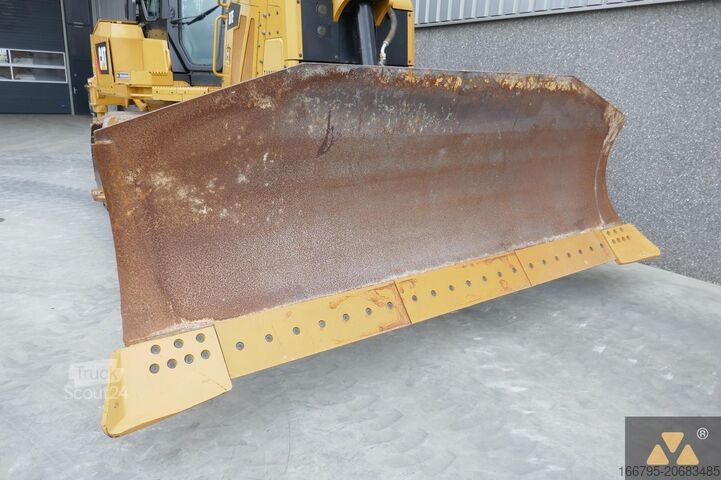 جرافة Caterpillar D7E